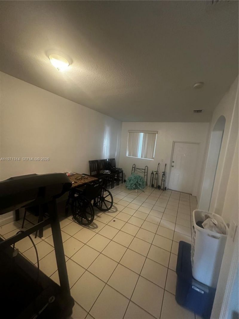 2551 SE 16th Ter, Homestead, FL 33035 Photo