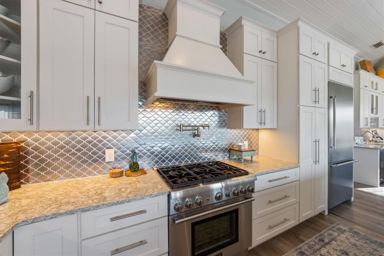 108 Magnolia Avenue, Anna Maria, FL 34216 Photo