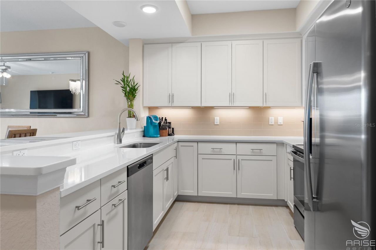 1 N Riverwalk Drive, Unit 305, New Smyrna Beach, FL 32169 Photo