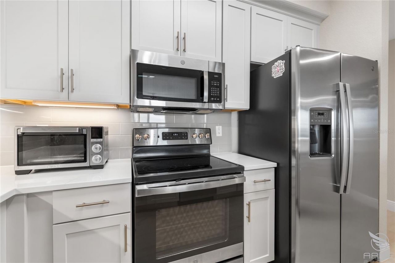 1 N Riverwalk Drive, Unit 305, New Smyrna Beach, FL 32169 Photo