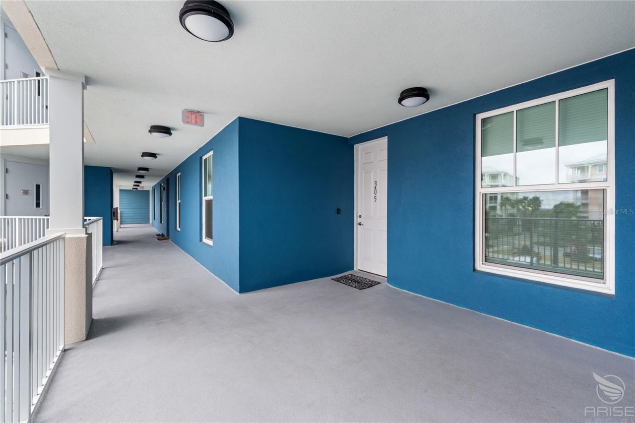 1 N Riverwalk Drive, Unit 305, New Smyrna Beach, FL 32169 Photo