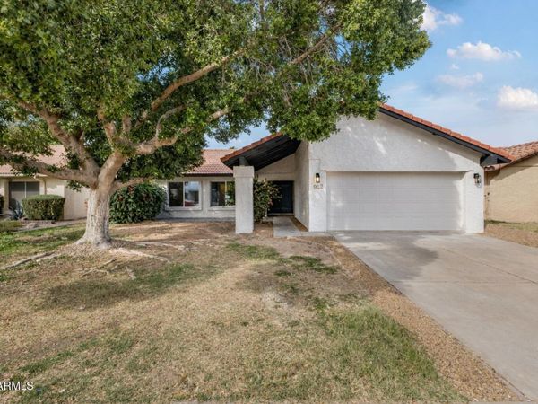 942 E DRIFTWOOD Drive, Tempe, AZ 85283