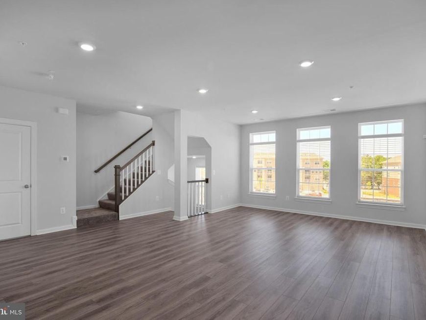 9712 Vang Drive, Lanham, MD 20706 Main Photo