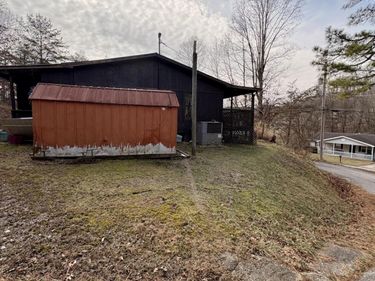 124 Pleasant, Morehead, KY 40351