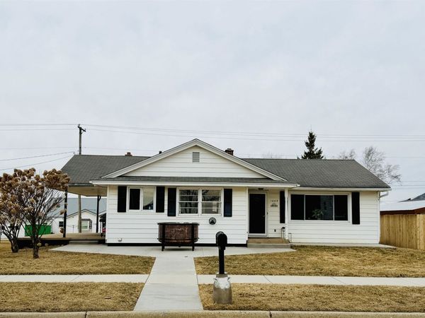 1009 30th Avenue, Monroe, WI 53566