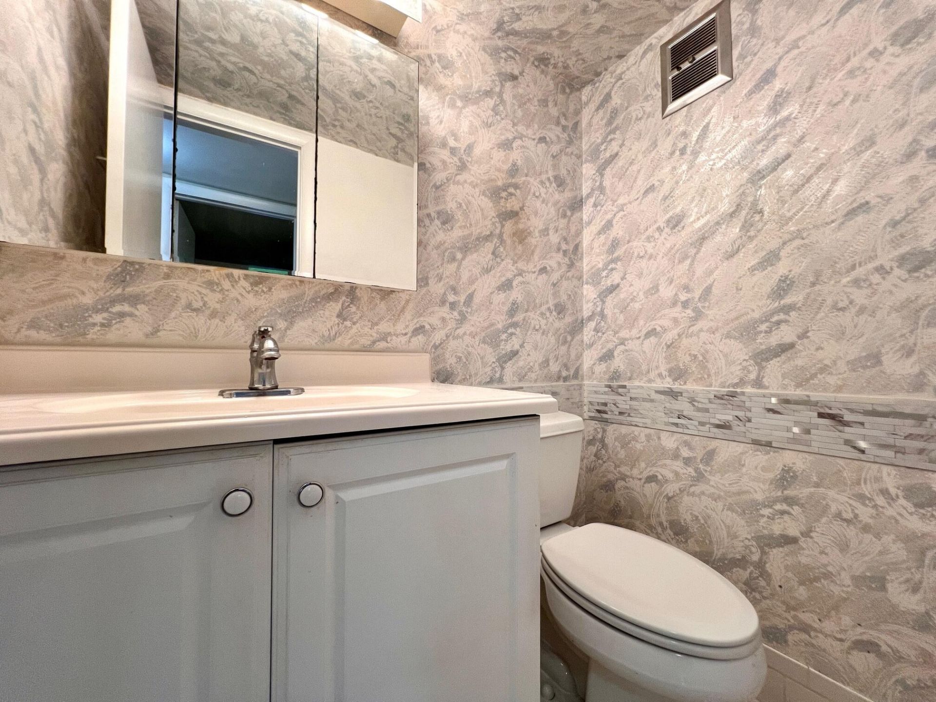 76 Sheffield D, West Palm Beach, FL 33417 Photo