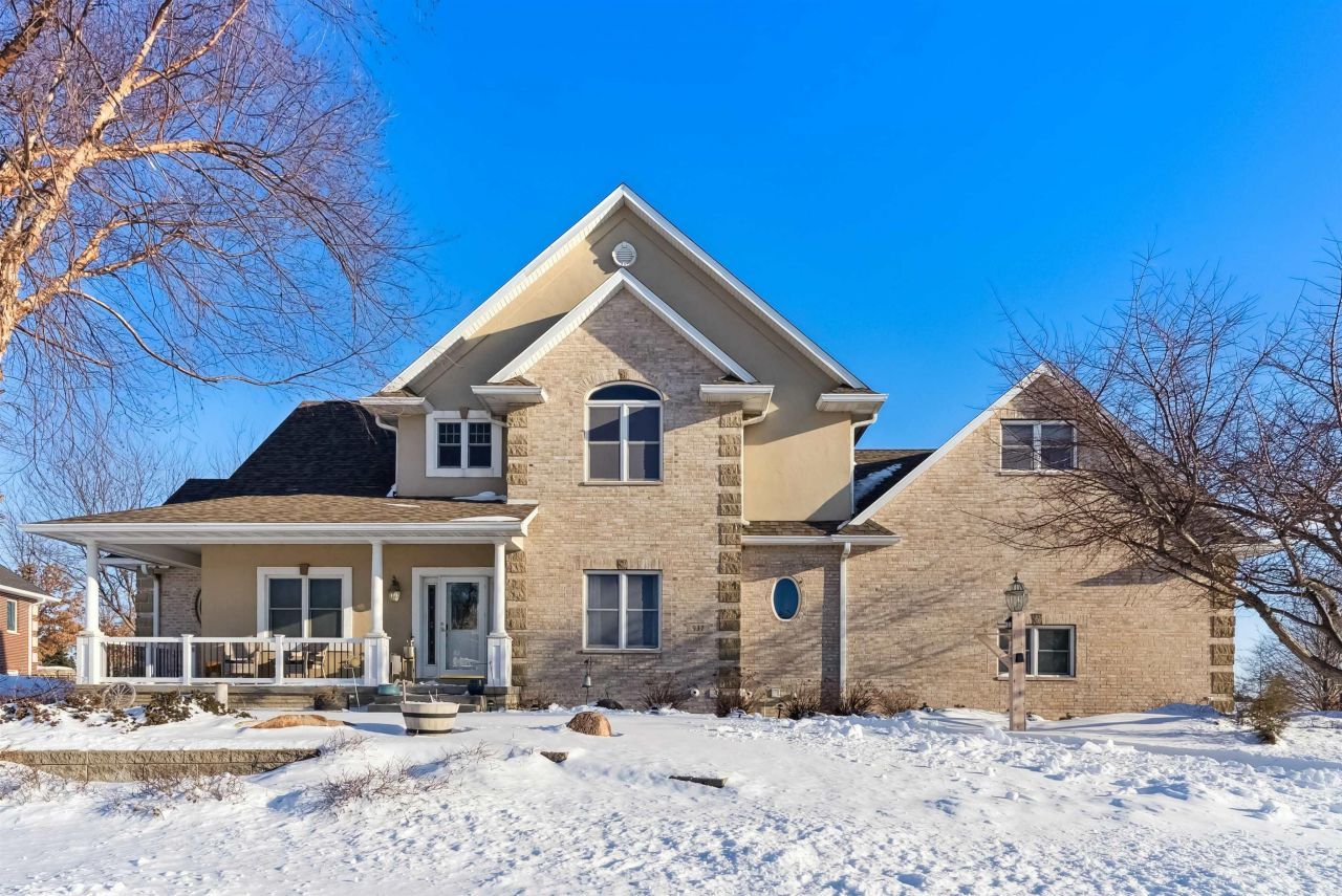 937 Fox Ridge Road, Dike, IA 50624 Main Photo