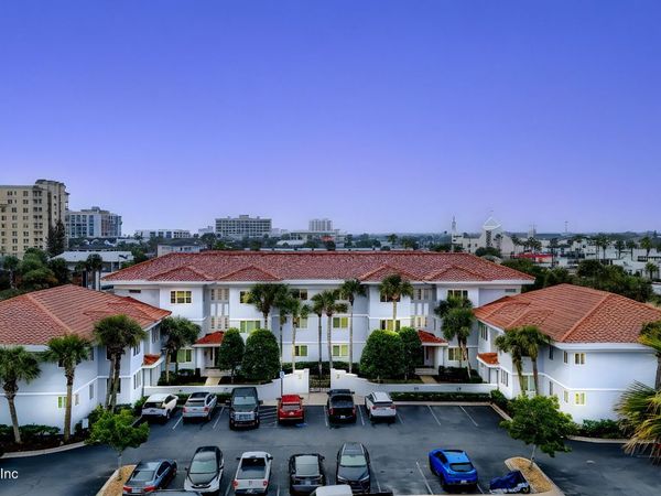 210 11TH Avenue N, Unit 104, Jacksonville Beach, FL 32250