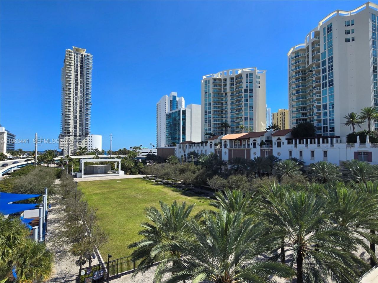 200 Sunny Isles Blvd, Unit TH-205, Sunny Isles Beach, FL 33160 Photo