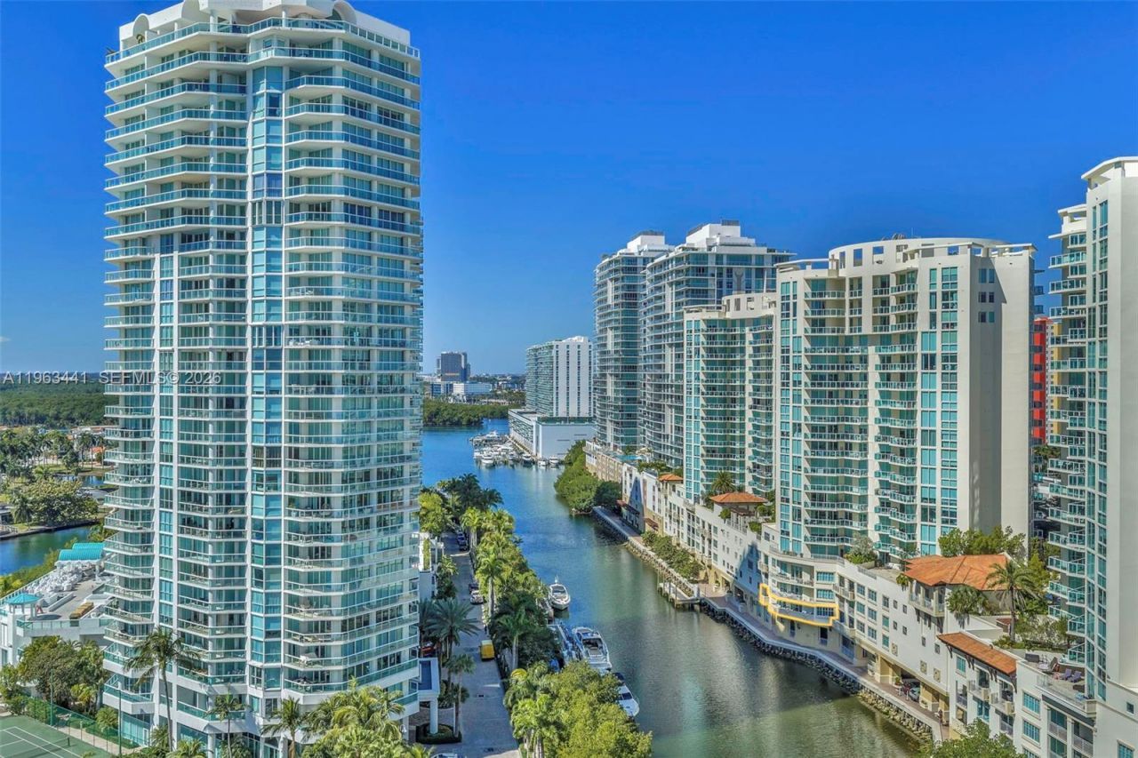 200 Sunny Isles Blvd, Unit TH-205, Sunny Isles Beach, FL 33160 Photo