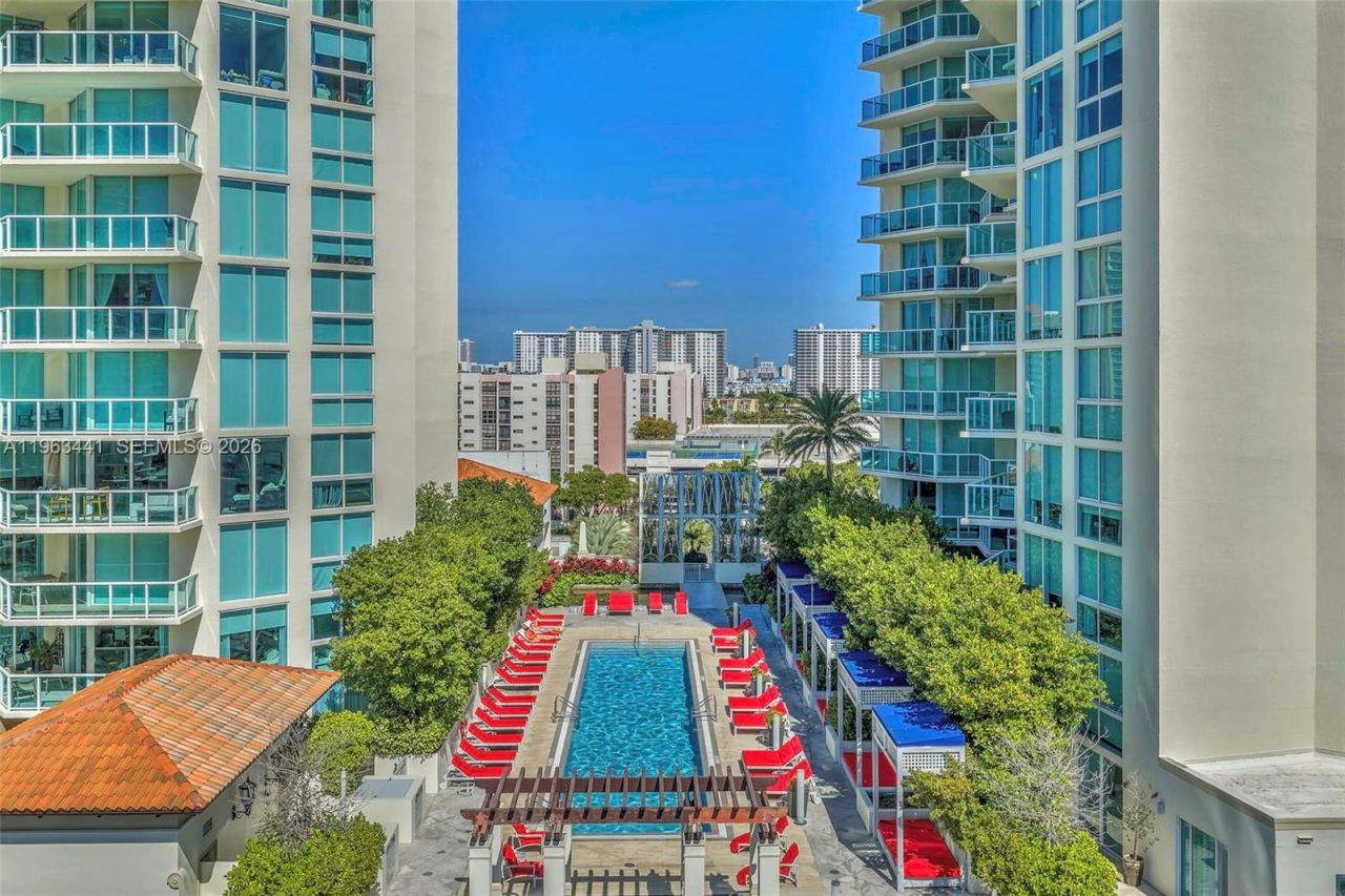 200 Sunny Isles Blvd, Unit TH-205, Sunny Isles Beach, FL 33160 Photo