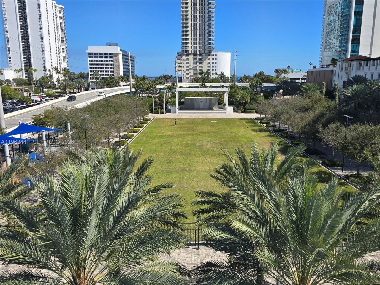 200 Sunny Isles Blvd, Unit TH-205, Sunny Isles Beach, FL 33160 Photo