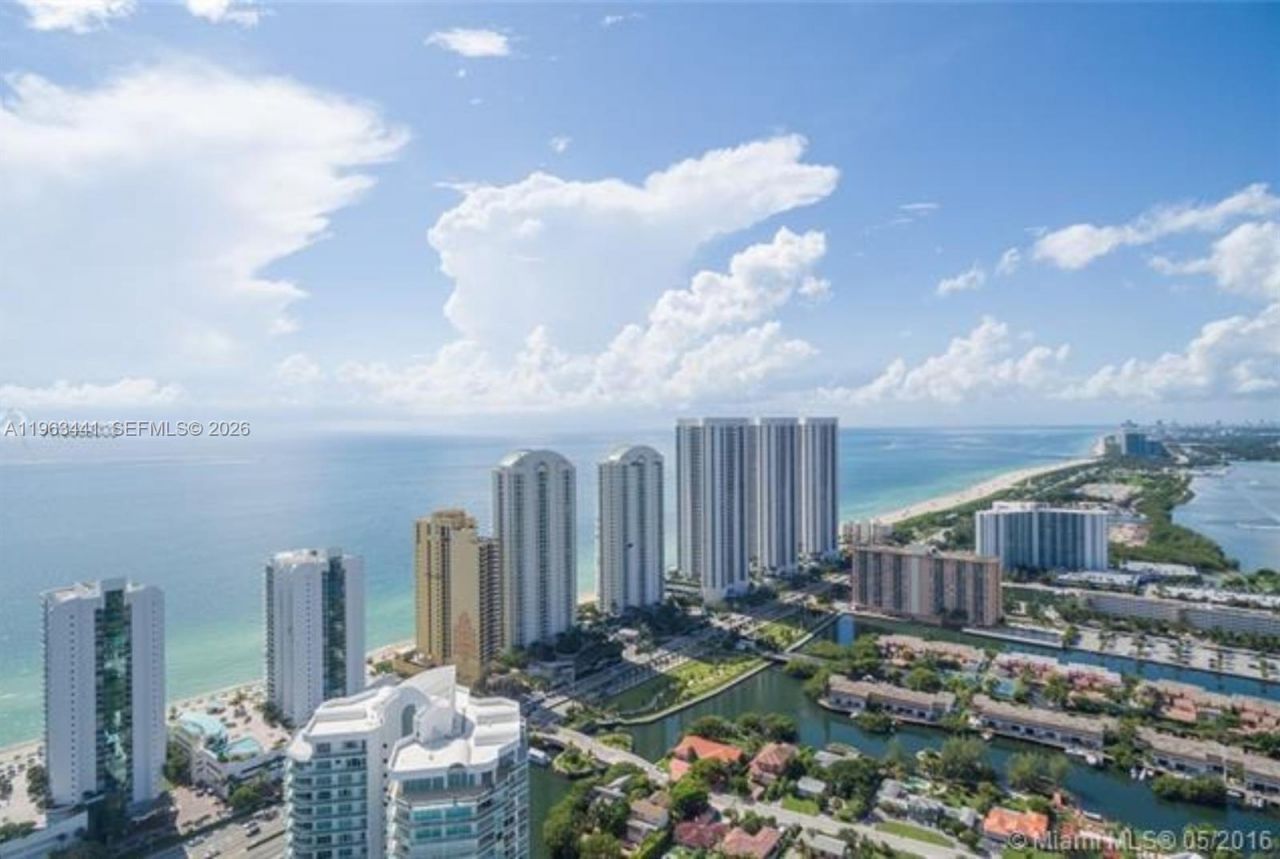 200 Sunny Isles Blvd, Unit TH-205, Sunny Isles Beach, FL 33160 Photo