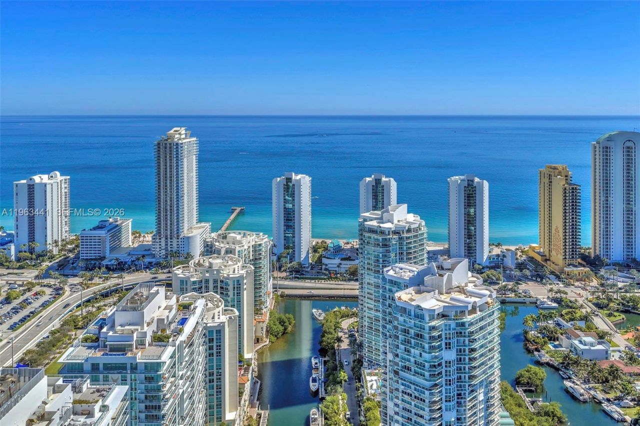 200 Sunny Isles Blvd, Unit TH-205, Sunny Isles Beach, FL 33160 Photo