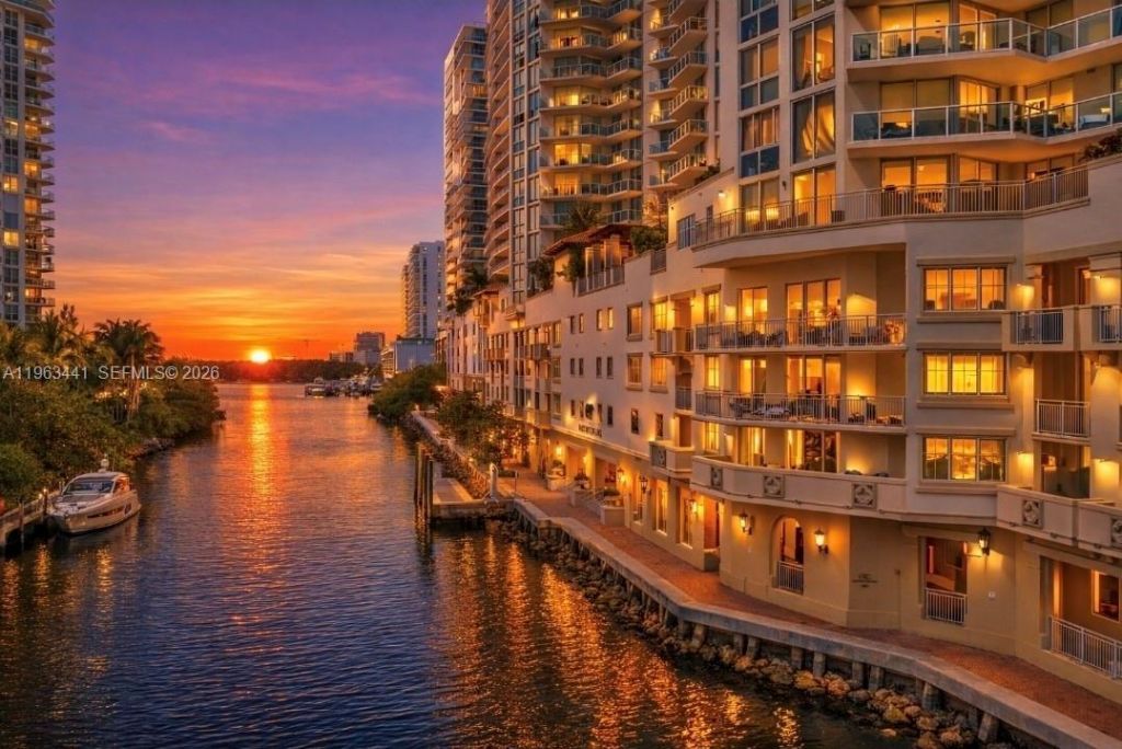 200 Sunny Isles Blvd, Unit TH-205, Sunny Isles Beach, FL 33160 Photo