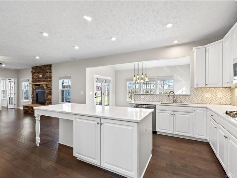 1720 Wandering Stream Way, Clearcreek Township, OH 45458 Photo 9