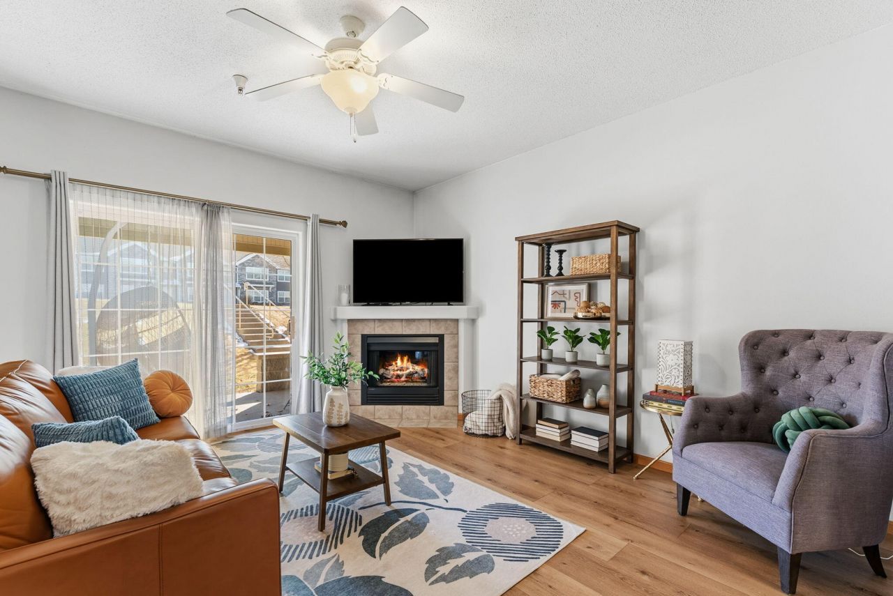 4904 E Court St, Iowa City, IA 52245 Main Photo