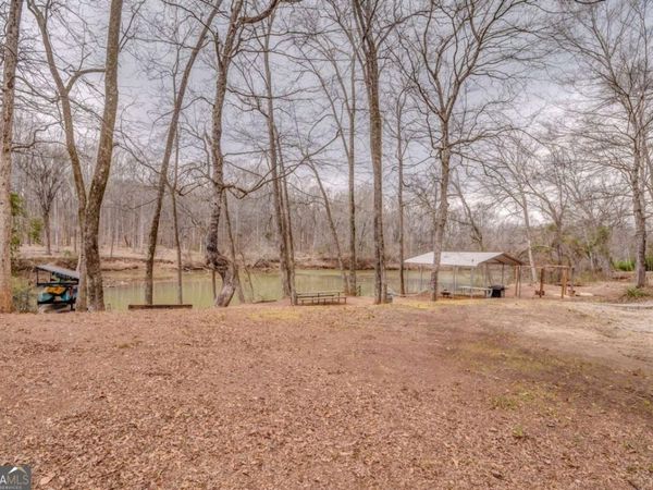 42 River Oaks Drive SW, Cartersville, GA 30120