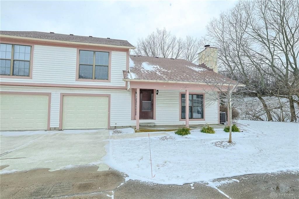 1390 Sanzon Drive, Fairborn, OH 45324 Main Photo