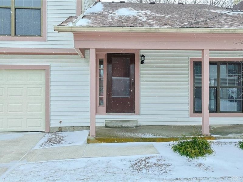 1390 Sanzon Drive, Fairborn, OH 45324 Photo 3