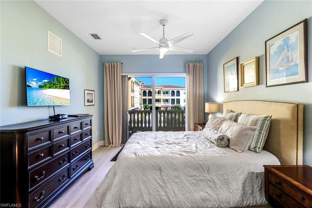 21530 Strada Nuova Cir, Unit 305, Estero, FL 33928 Photo