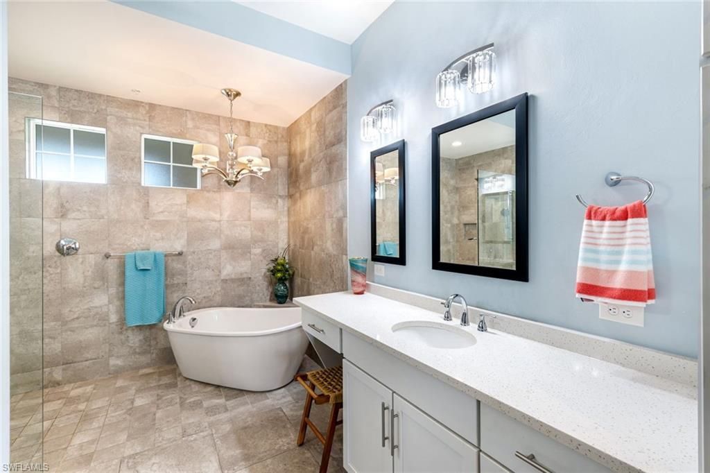 21530 Strada Nuova Cir, Unit 305, Estero, FL 33928 Photo