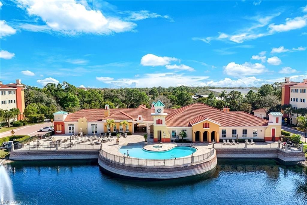 21530 Strada Nuova Cir, Unit 305, Estero, FL 33928 Photo