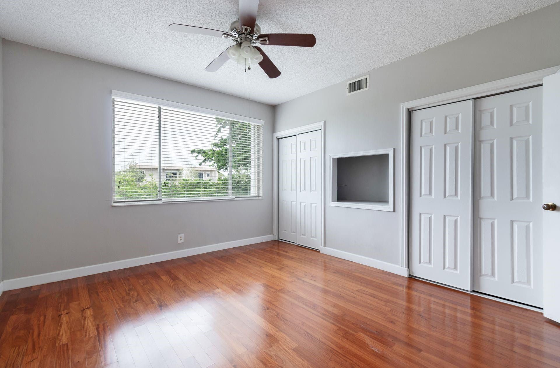 16721 Hemingway Drive, Weston, FL 33326 Photo