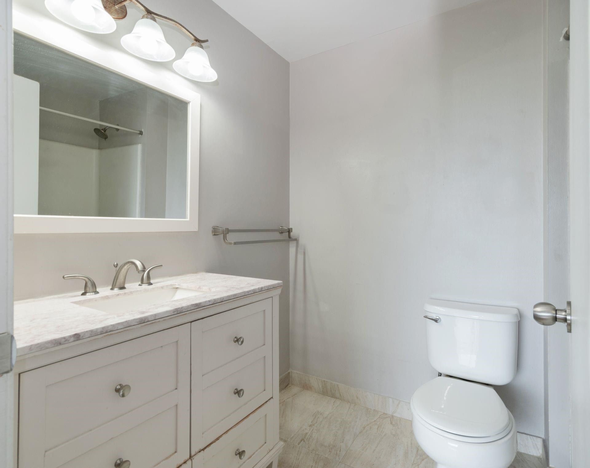 16721 Hemingway Drive, Weston, FL 33326 Photo