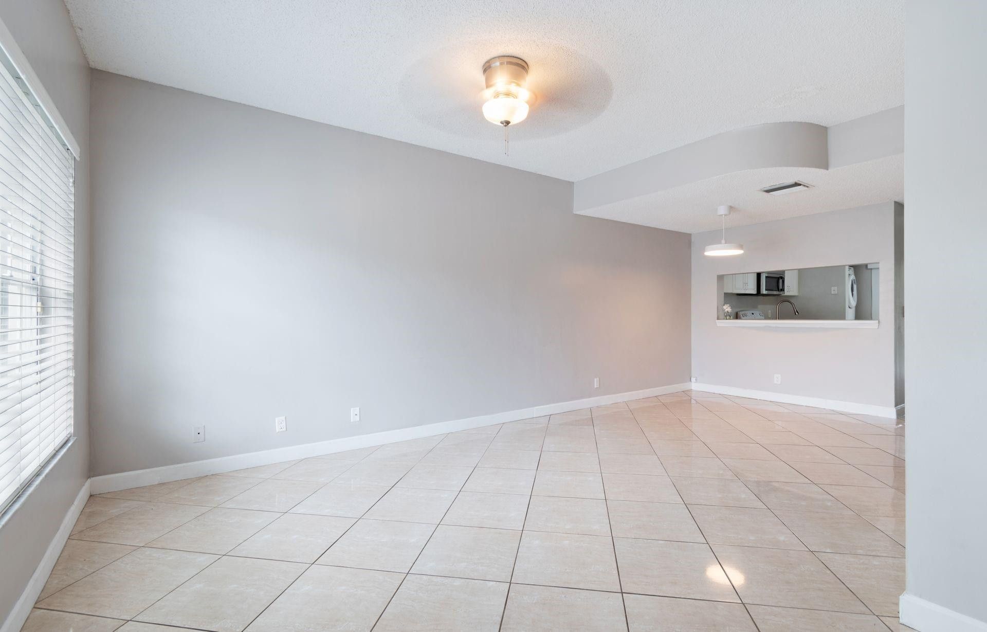 16721 Hemingway Drive, Weston, FL 33326 Photo