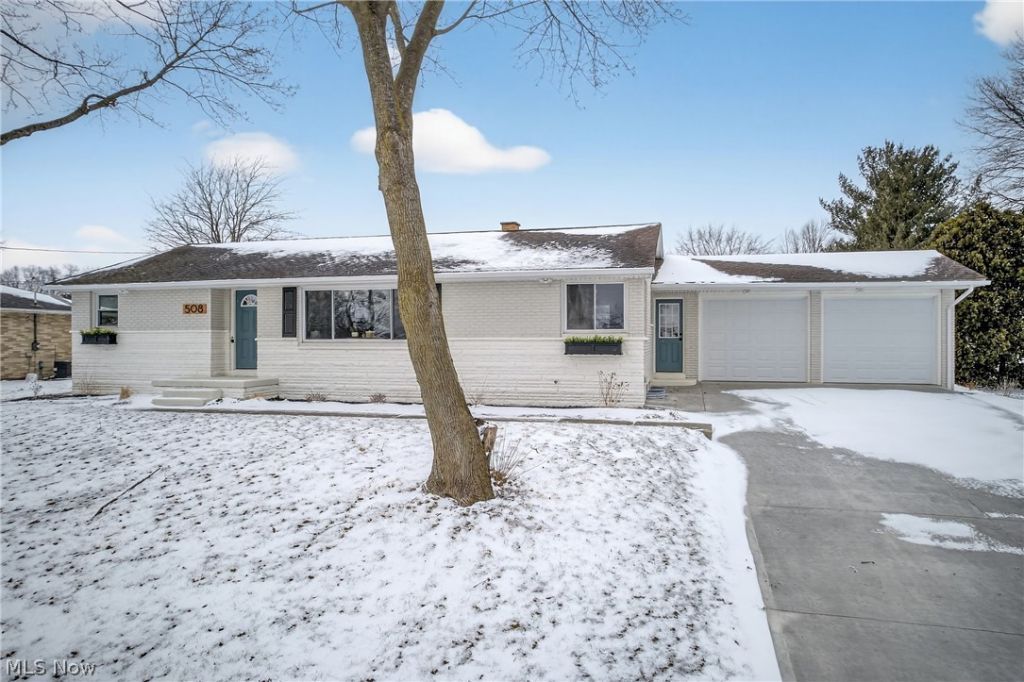 508 Sandy Avenue Ne, Massillon, OH 44646 Main Photo