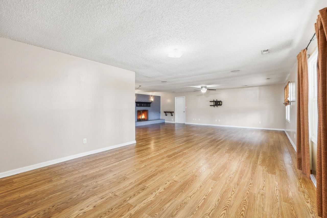 3054 Forestbrook Rd.  Photo 36