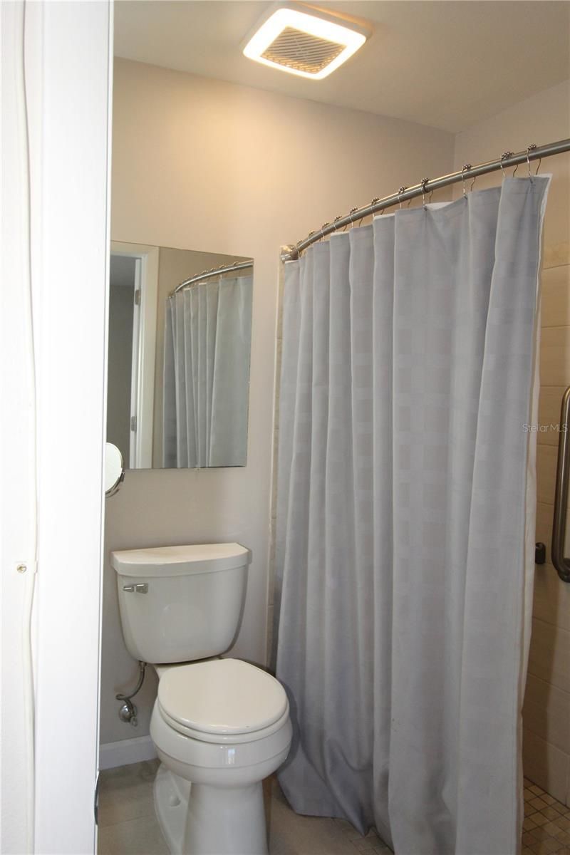 2628 Hidden Lake Drive N, Unit B, Sarasota, FL 34237 Photo