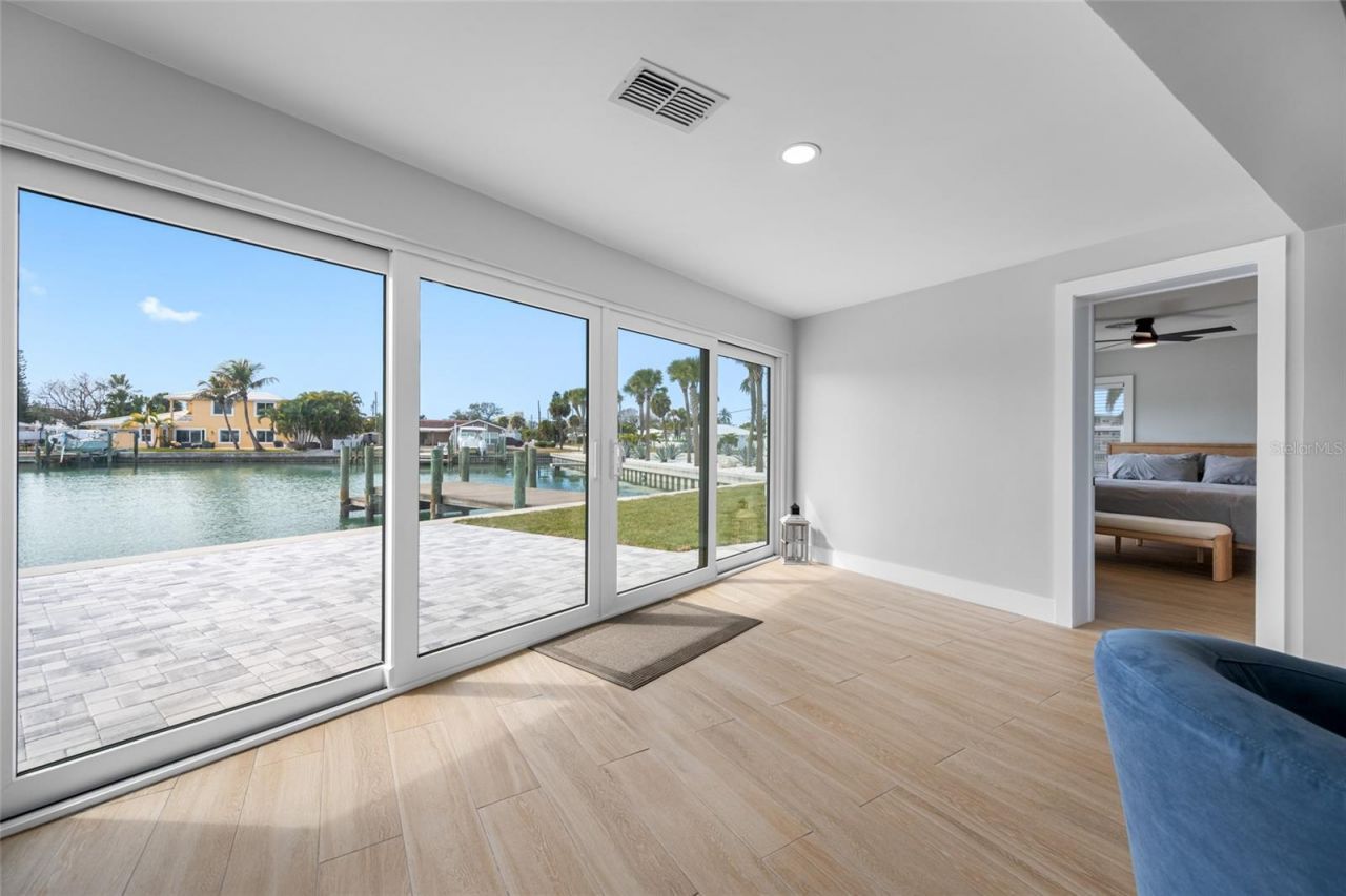 370 59th Avenue, Saint Pete Beach, FL 33706 Photo