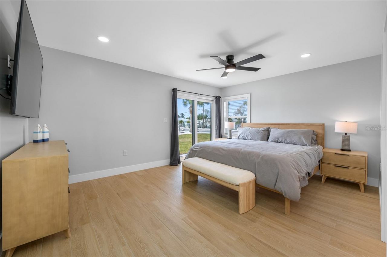 370 59th Avenue, Saint Pete Beach, FL 33706 Photo