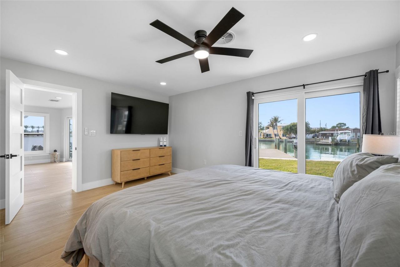 370 59th Avenue, Saint Pete Beach, FL 33706 Photo