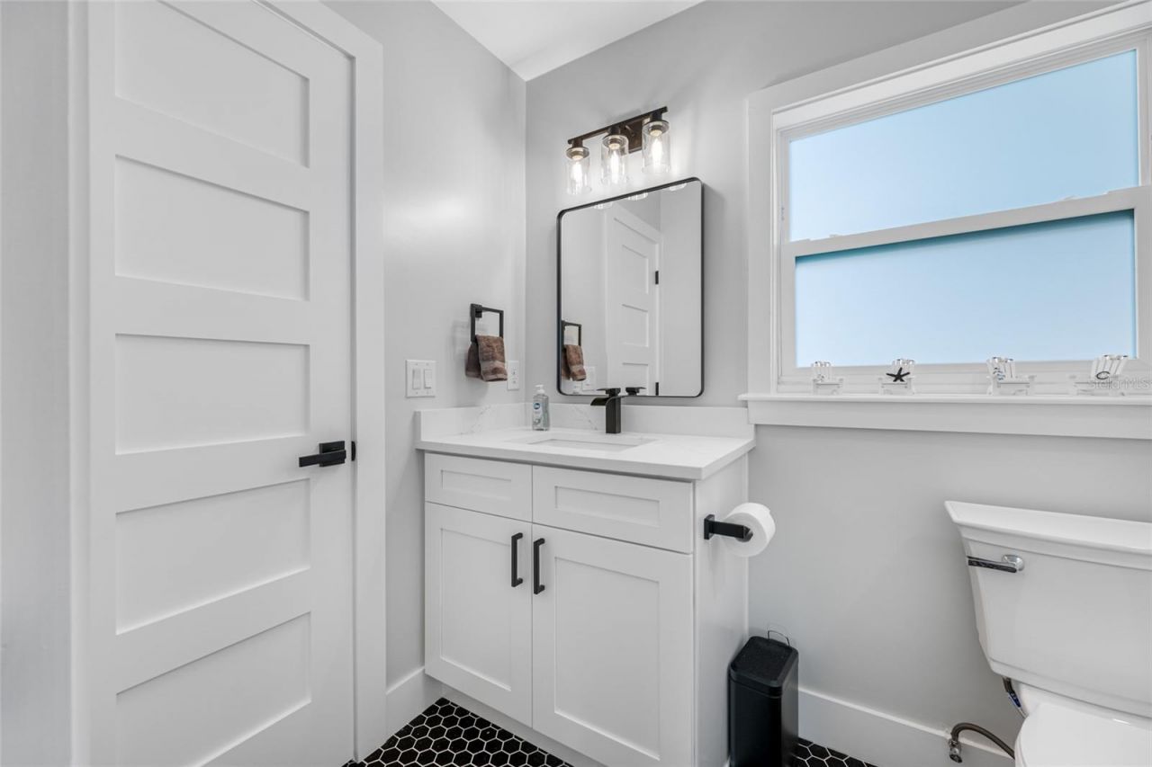 370 59th Avenue, Saint Pete Beach, FL 33706 Photo