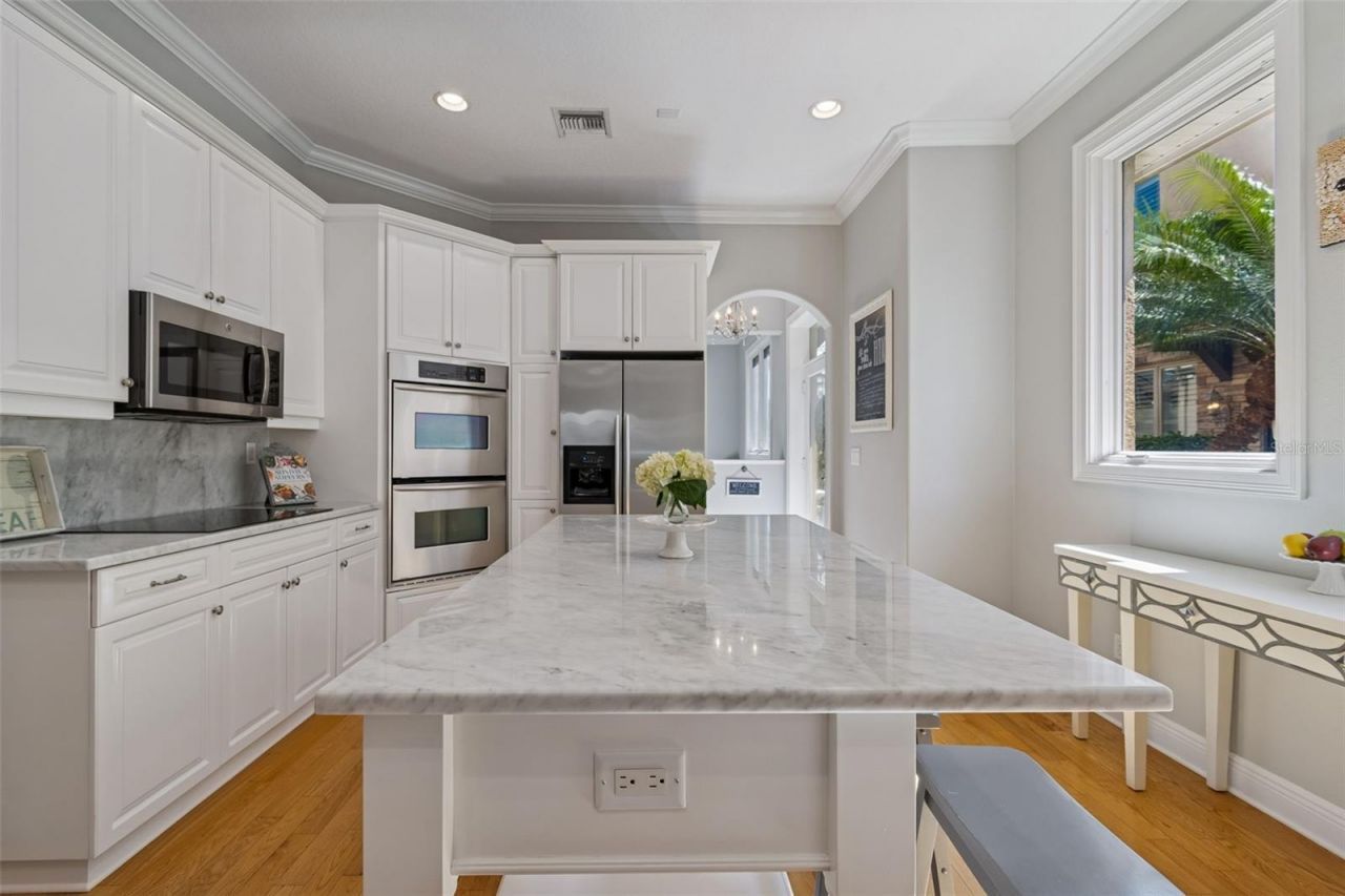 610 Saxony Boulevard, Saint Petersburg, FL 33716 Photo