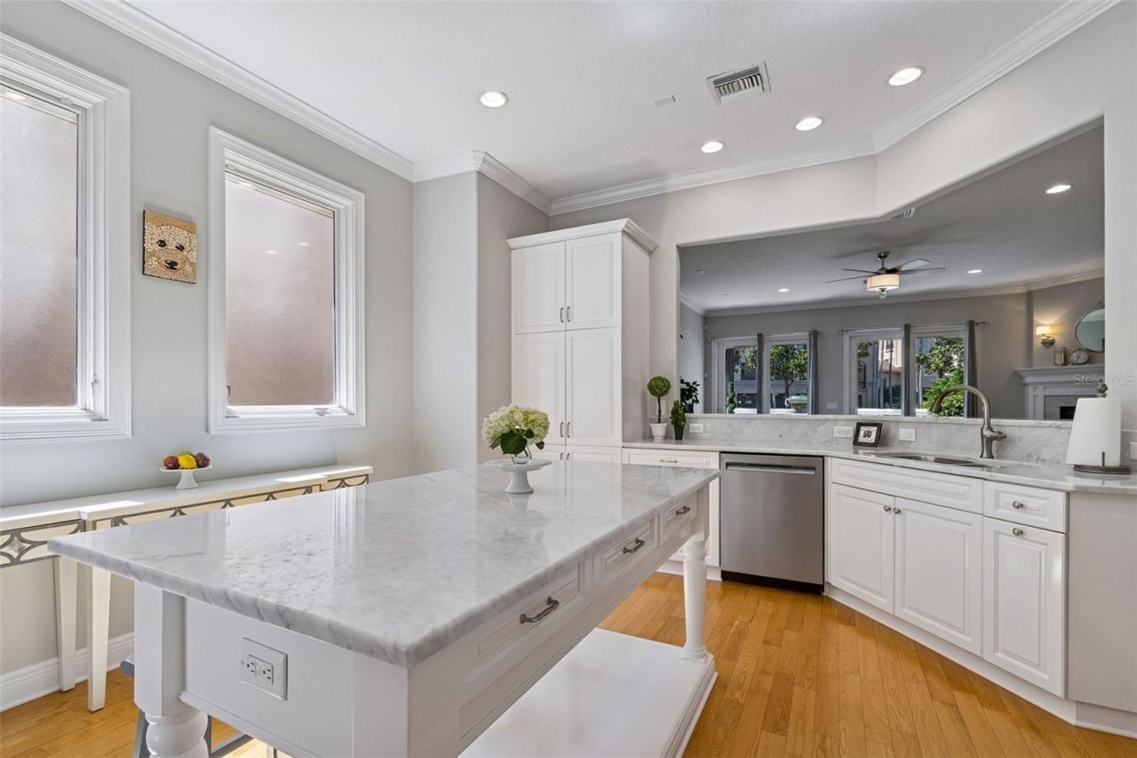 610 Saxony Boulevard, Saint Petersburg, FL 33716 Photo