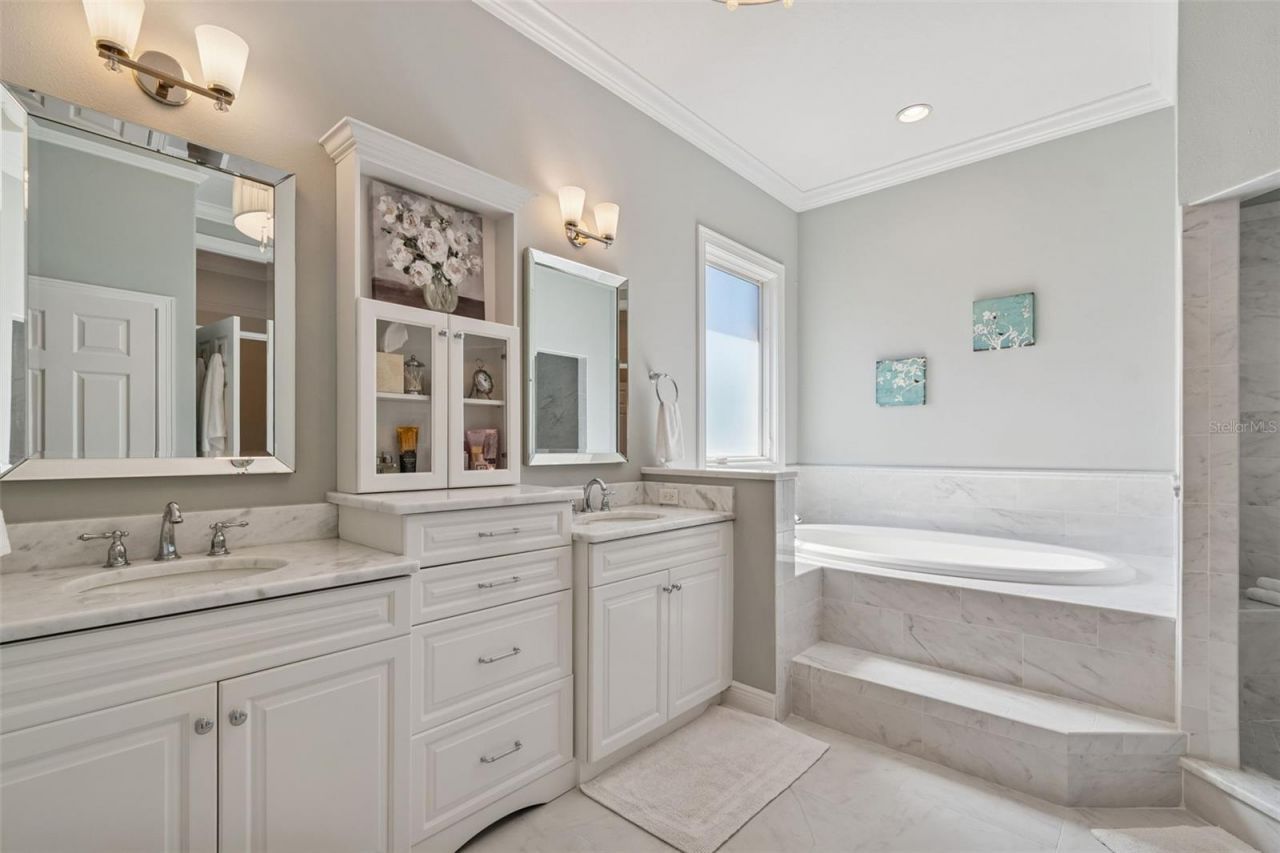 610 Saxony Boulevard, Saint Petersburg, FL 33716 Photo