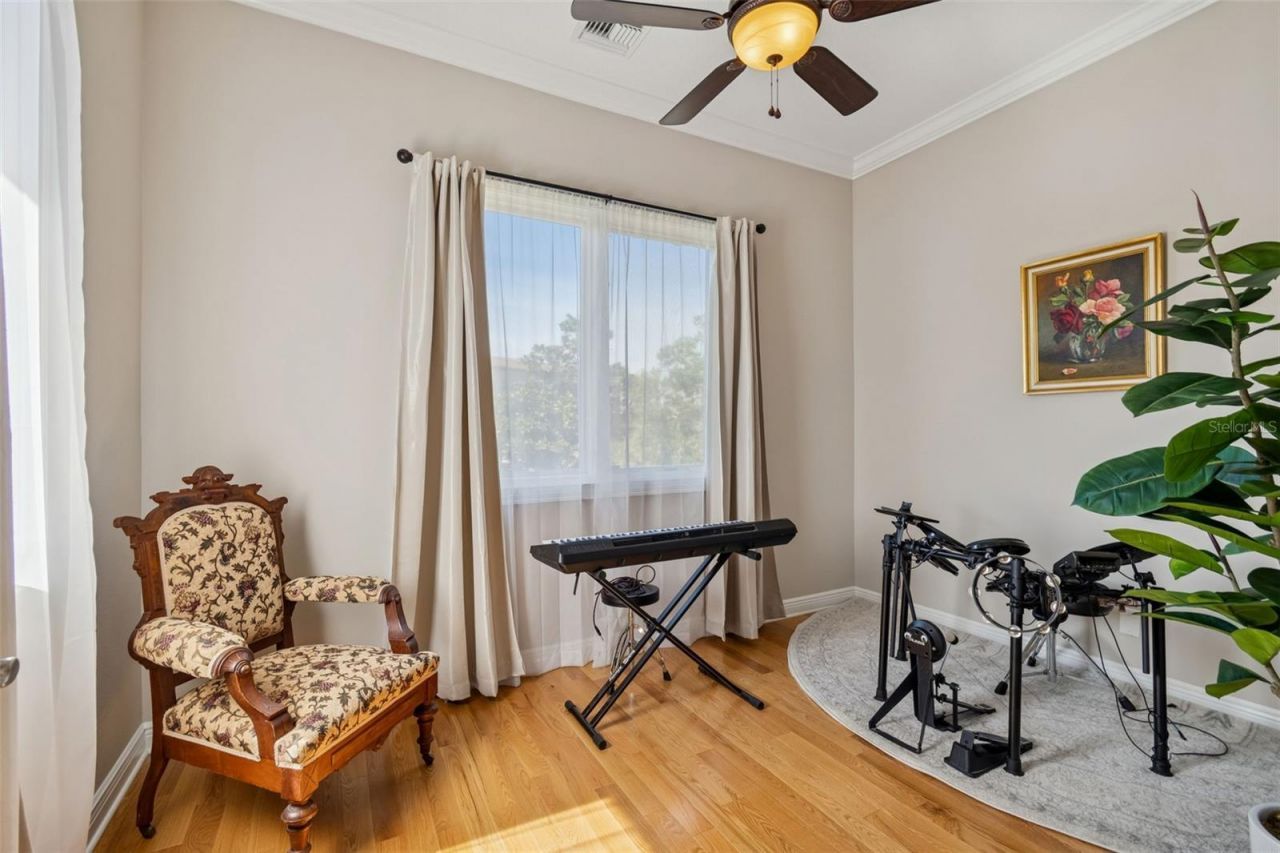 610 Saxony Boulevard, Saint Petersburg, FL 33716 Photo