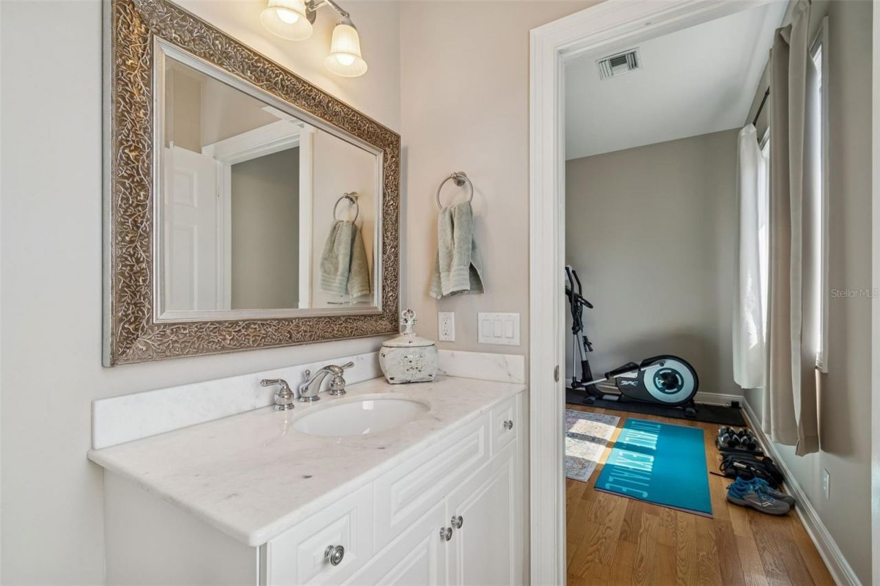 610 Saxony Boulevard, Saint Petersburg, FL 33716 Photo