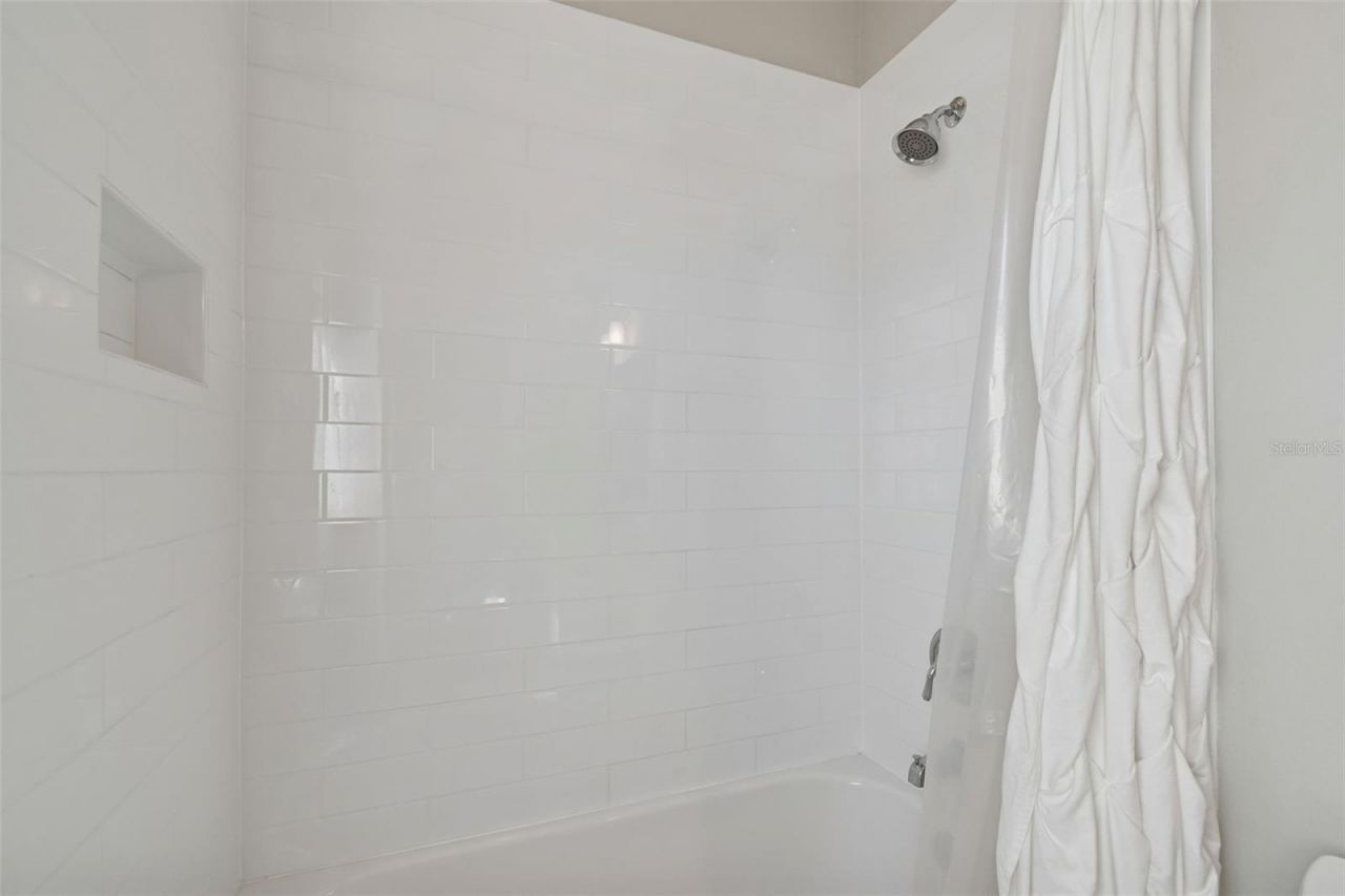 610 Saxony Boulevard, Saint Petersburg, FL 33716 Photo