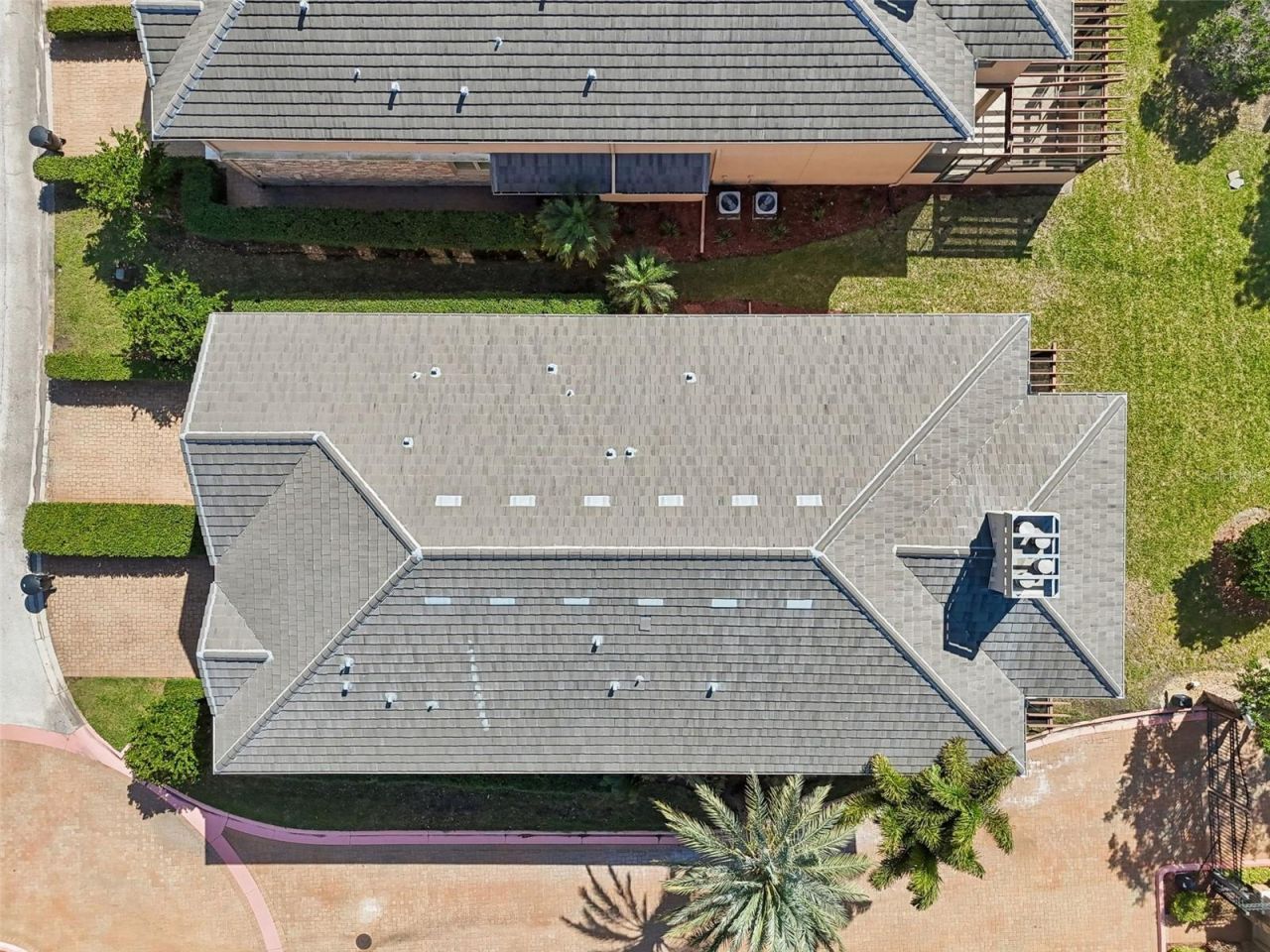 610 Saxony Boulevard, Saint Petersburg, FL 33716 Photo