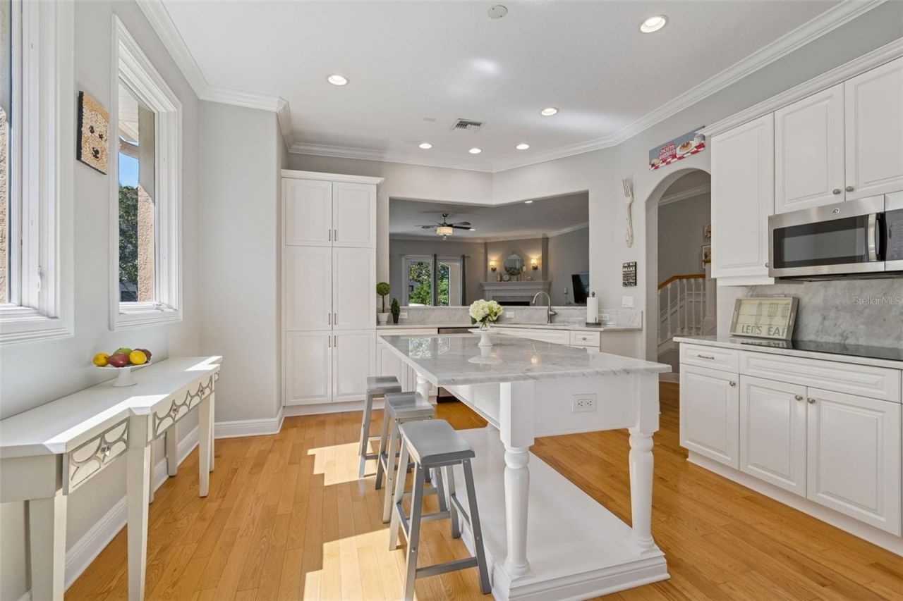 610 Saxony Boulevard, Saint Petersburg, FL 33716 Photo