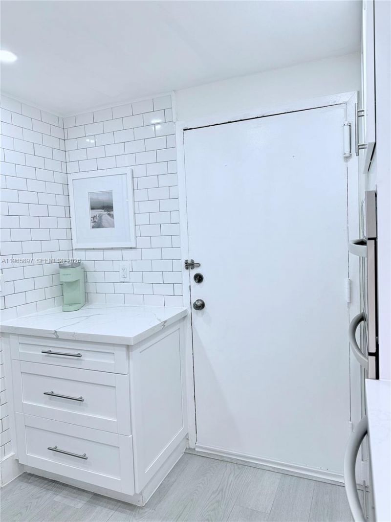 6000 NE 22nd Way , Unit 5C, Fort Lauderdale, FL 33308 Photo