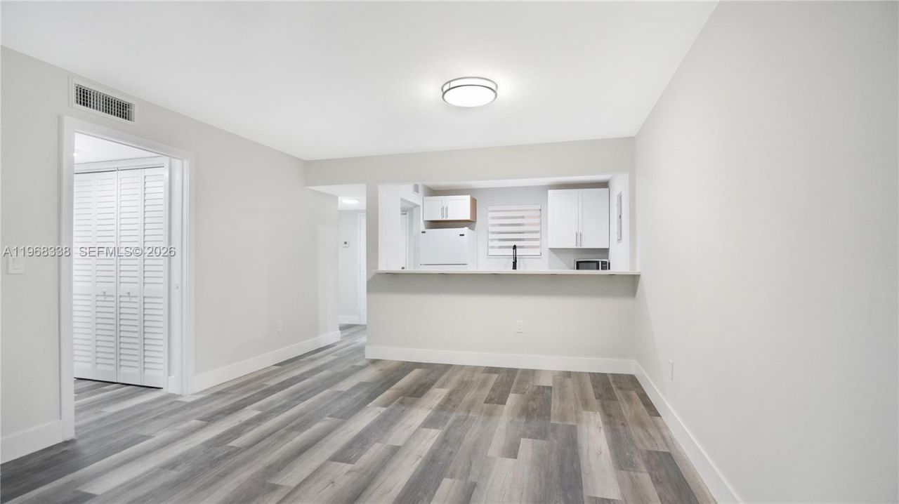 1235 Mariposa Ave, Unit 1, Coral Gables, FL 33146 Photo