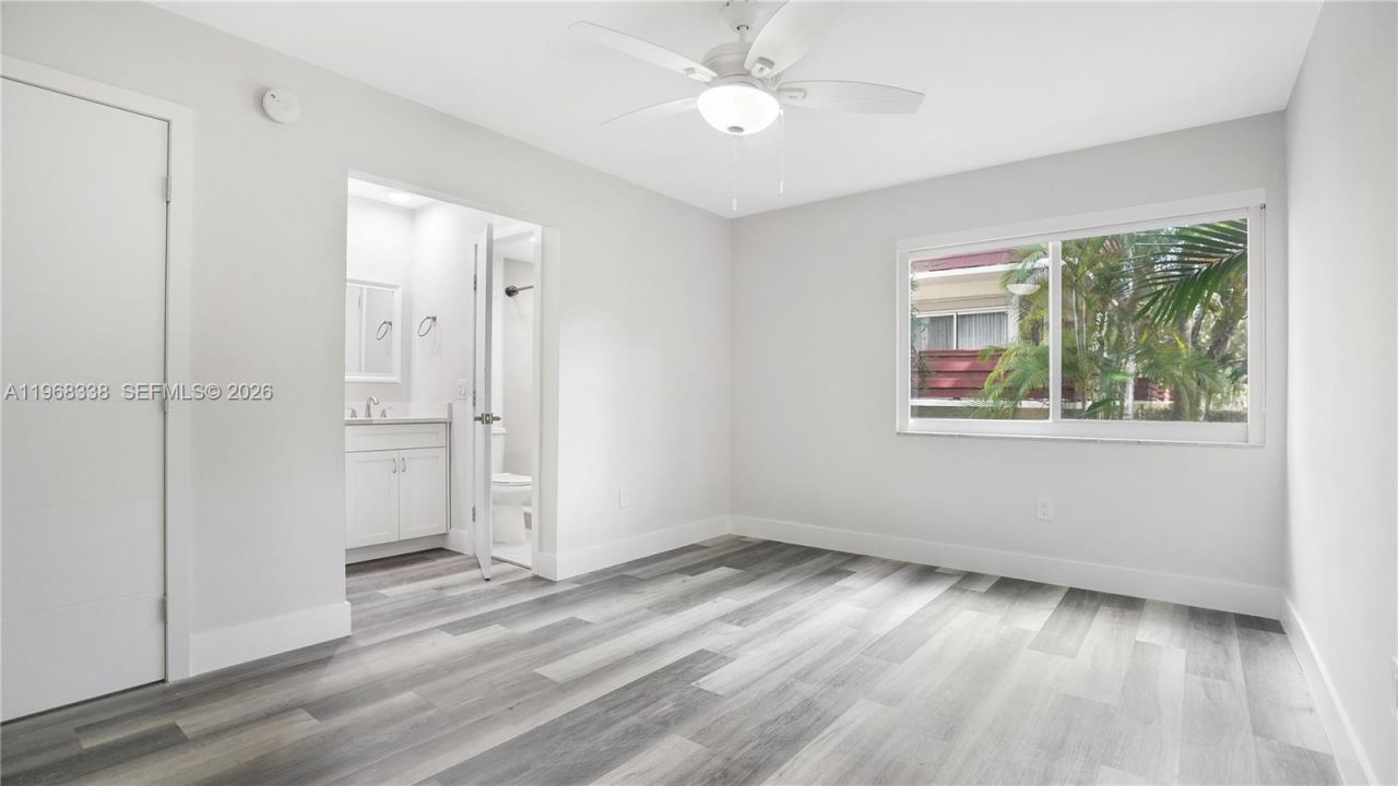 1235 Mariposa Ave, Unit 1, Coral Gables, FL 33146 Photo