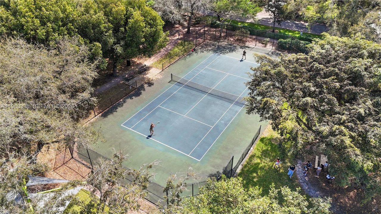 1235 Mariposa Ave, Unit 1, Coral Gables, FL 33146 Photo