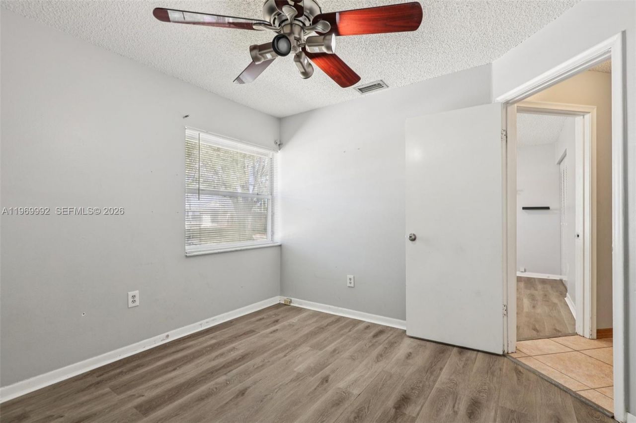 9700 SW 59th St, Cooper City, FL 33328 Photo